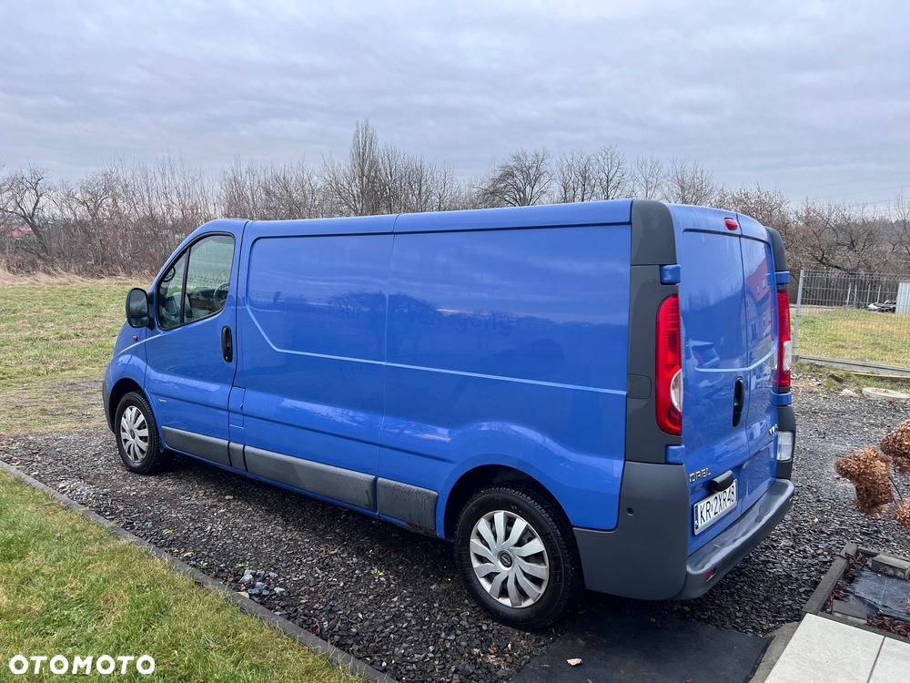 Opel Vivaro - 6