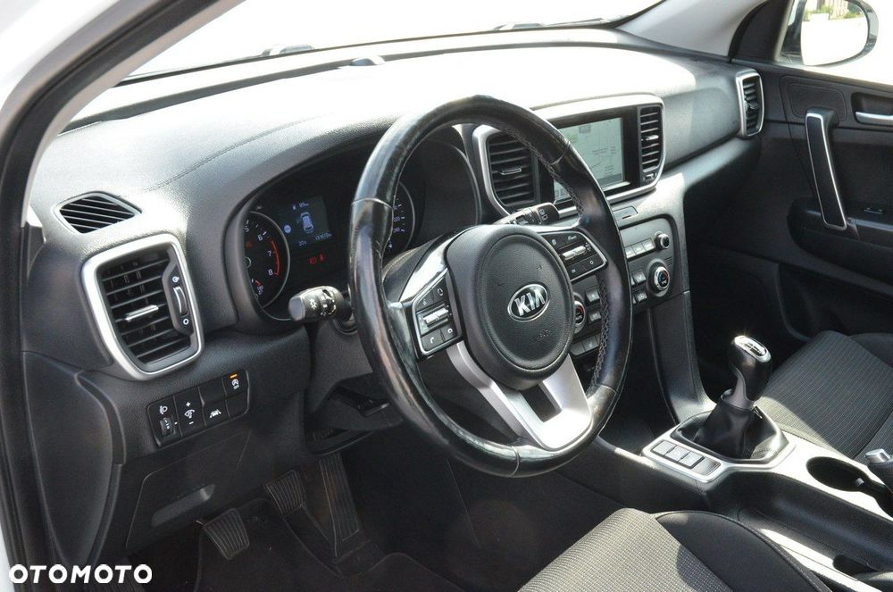 Kia Sportage 1.6 GDI 2WD ISG Spirit - 19