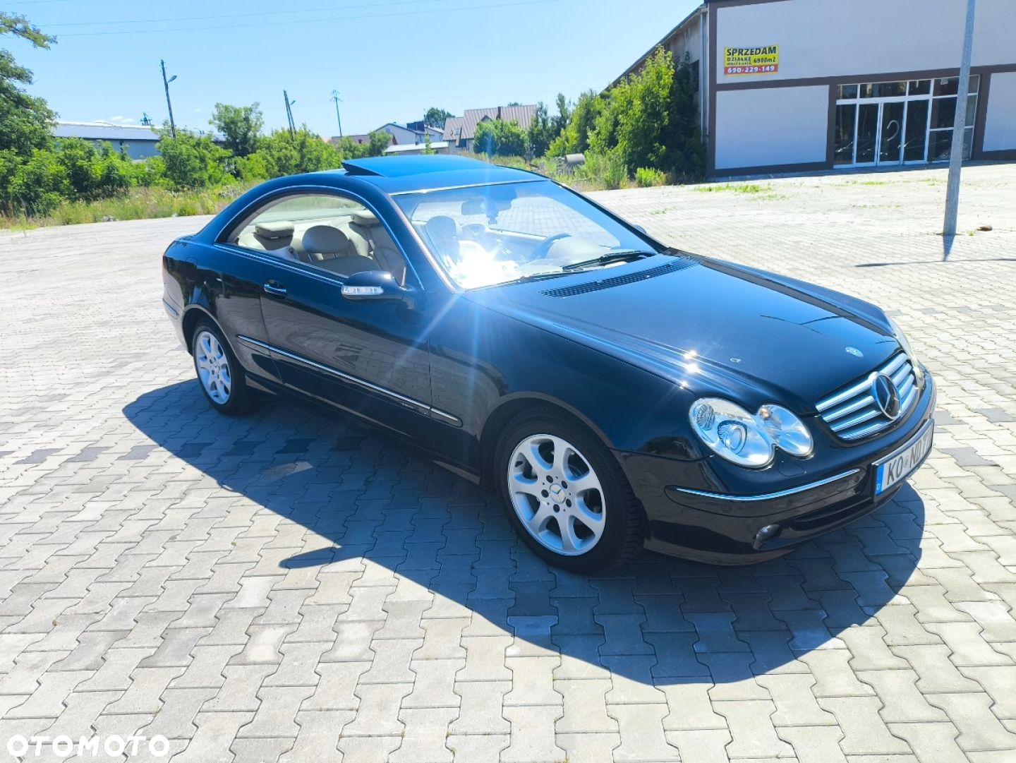 Mercedes-Benz CLK - 9