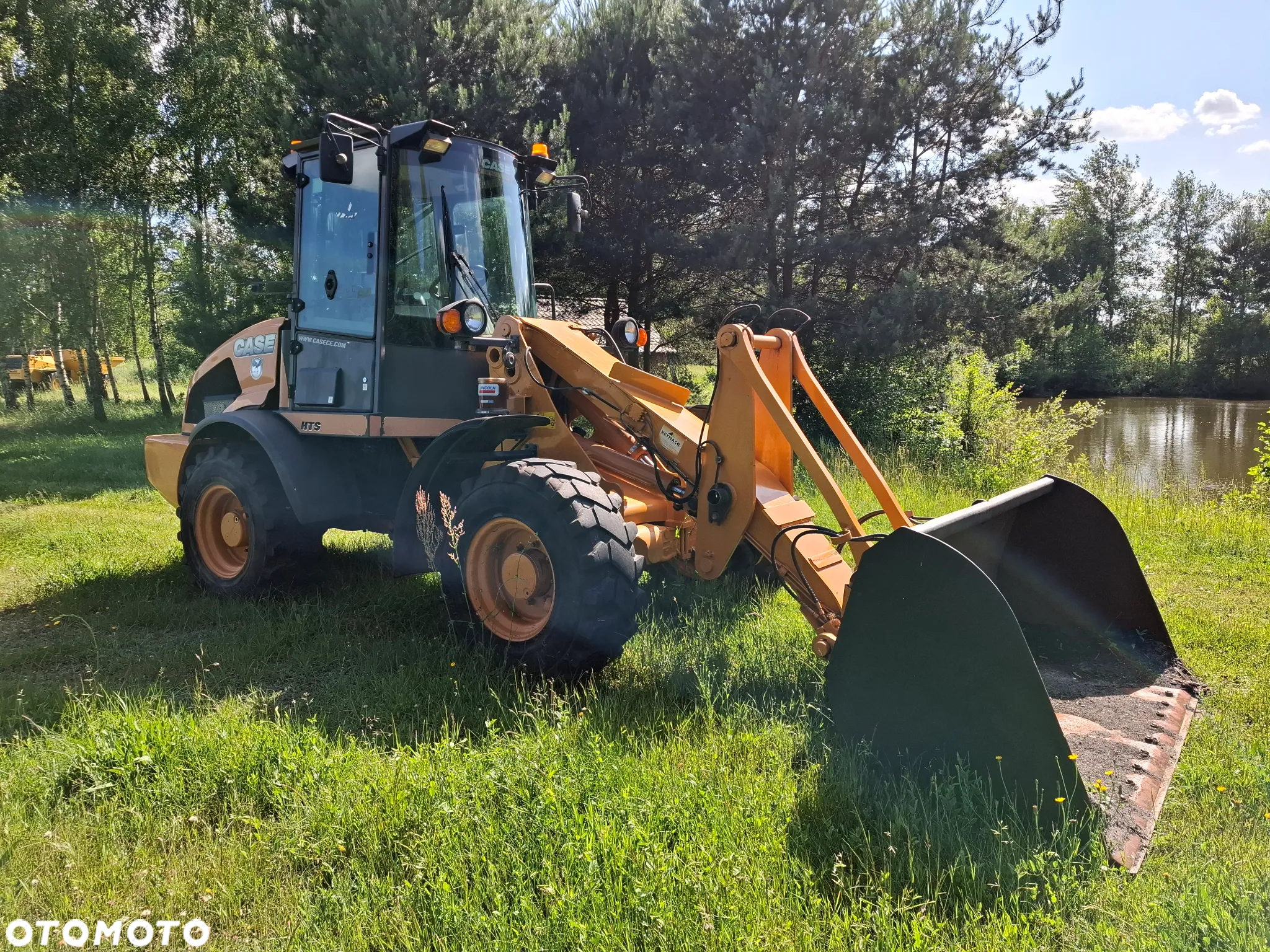 JCB 409 - 2