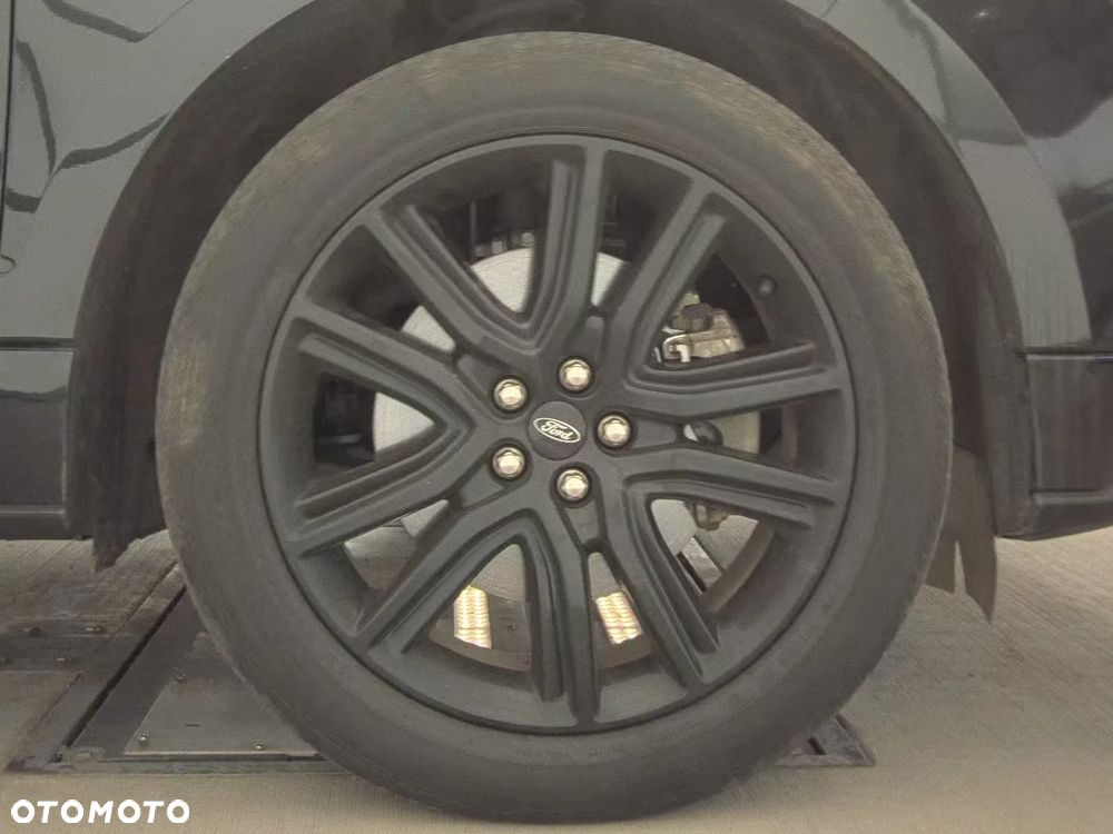 Ford Edge - 10