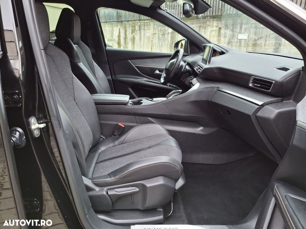 Peugeot 3008 1.6 PureTech Turbo S&S EAT8 GT-Line - 17