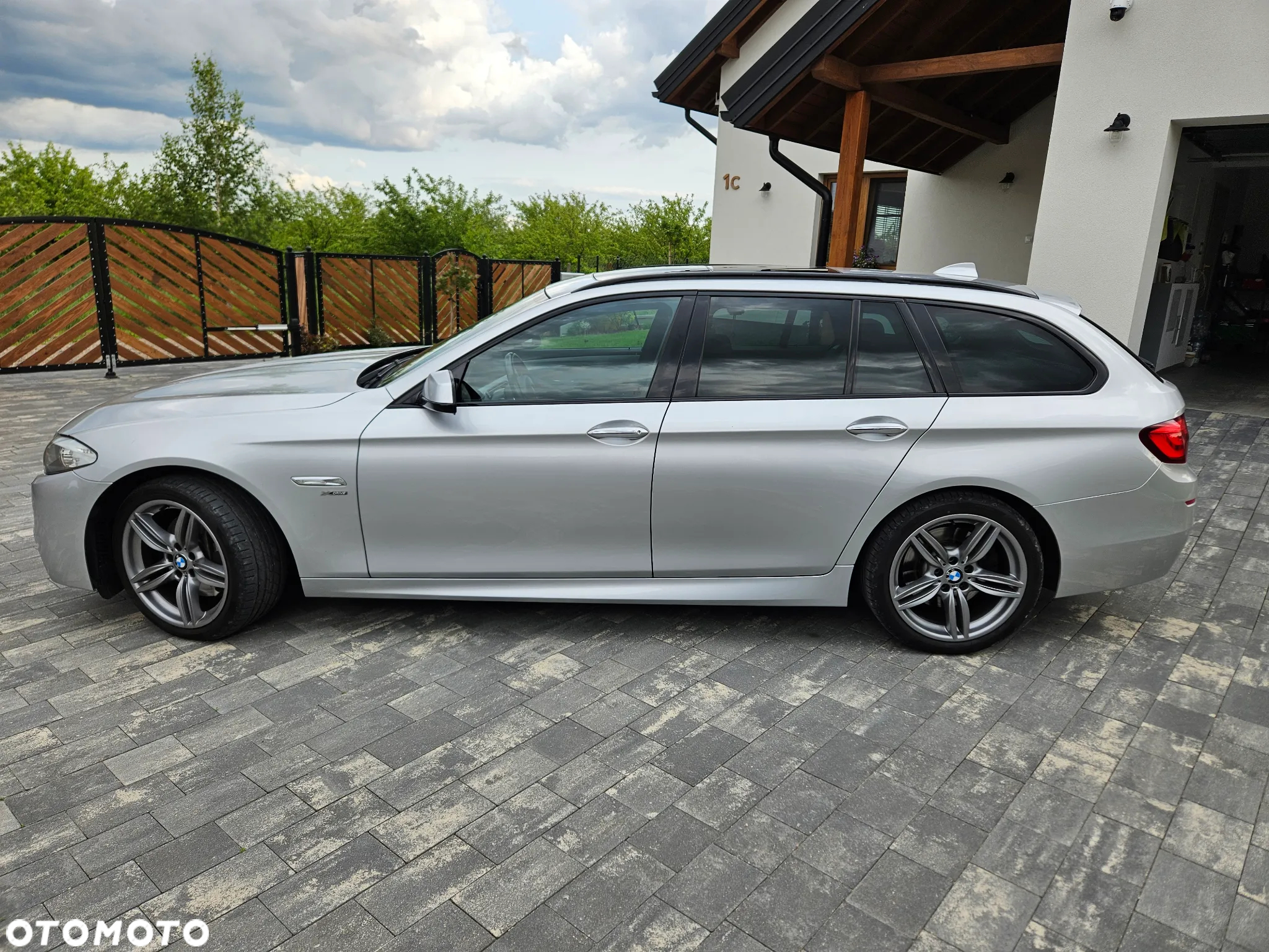 BMW Seria 5 535d xDrive - 4
