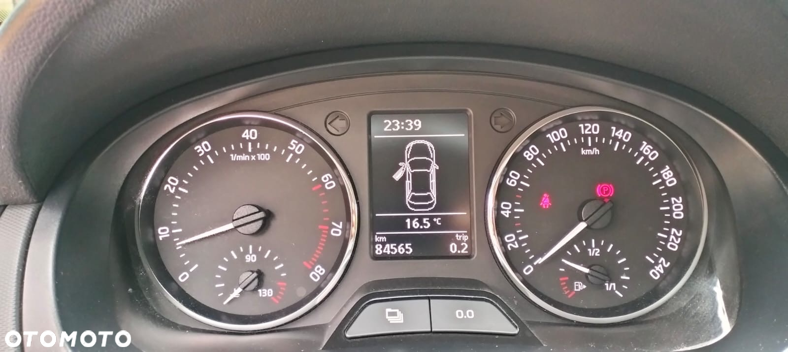 Skoda RAPID 1.2 TSI Ambition - 9