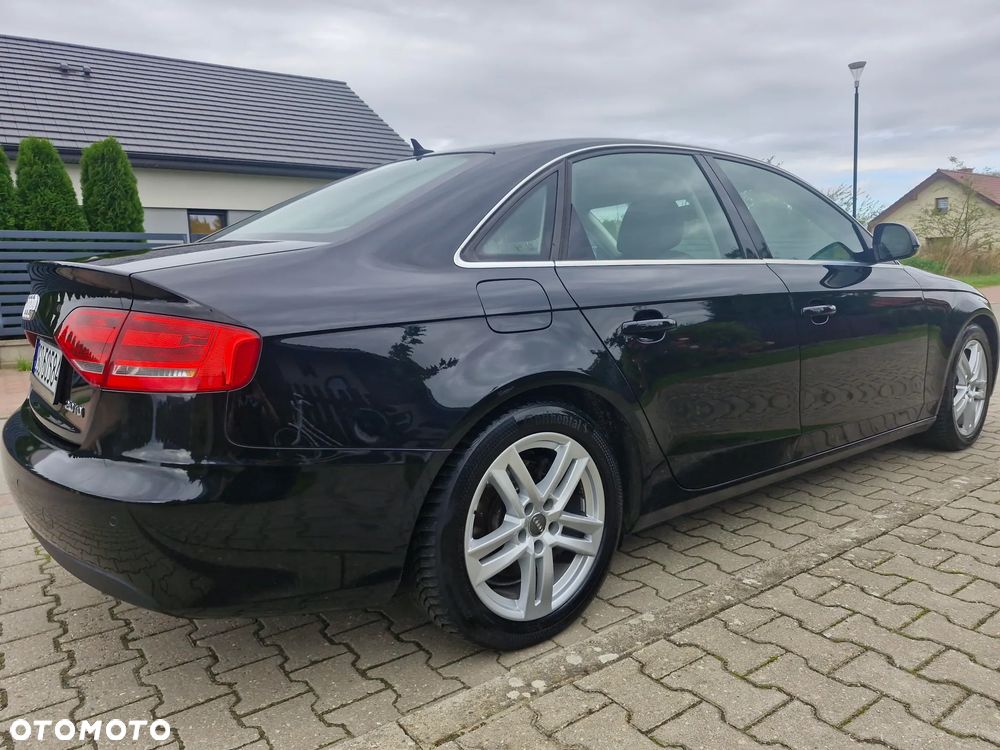 Audi A4 Limousine - 22