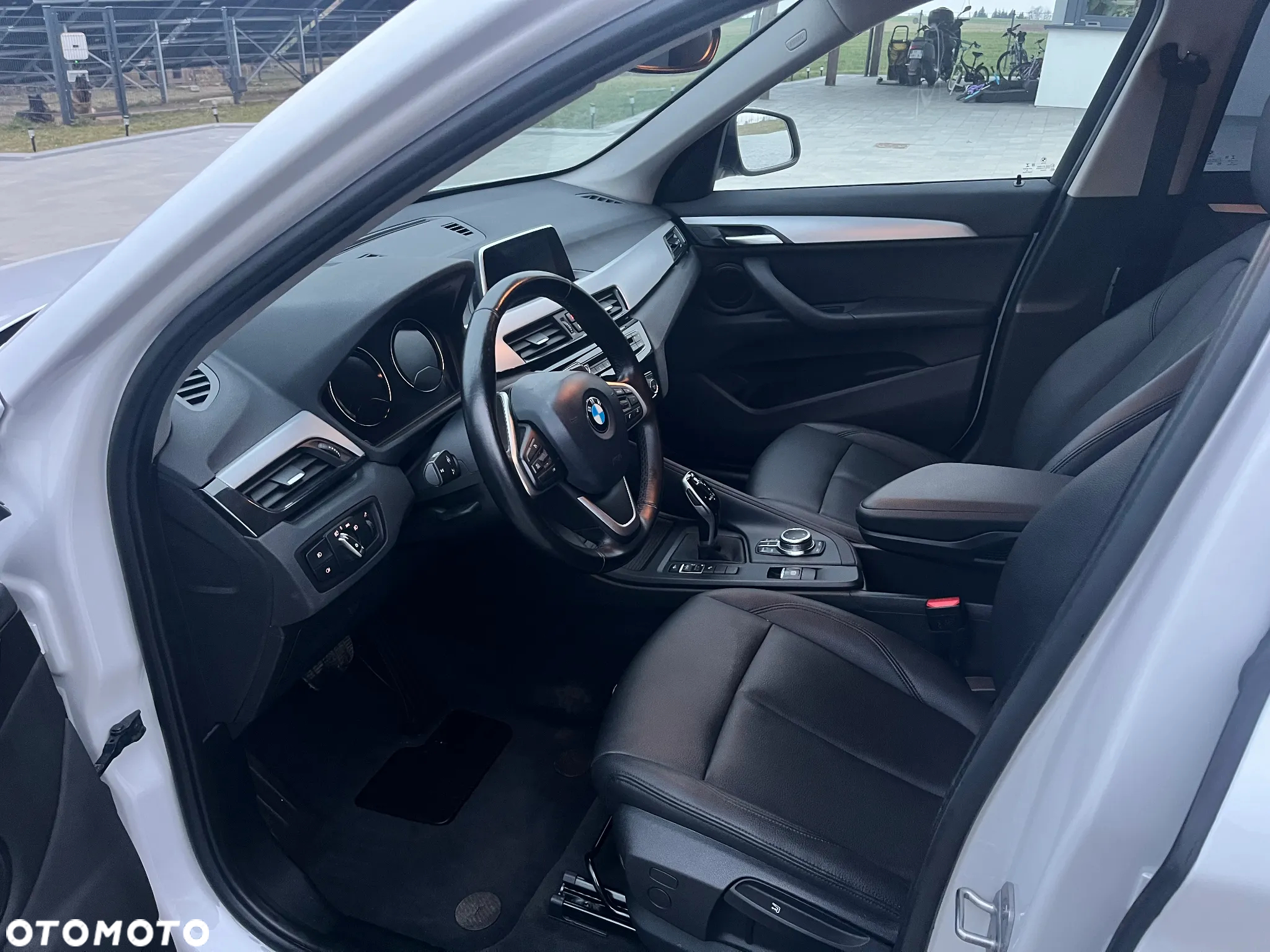 BMW X1 sDrive18i Business Edition - 11