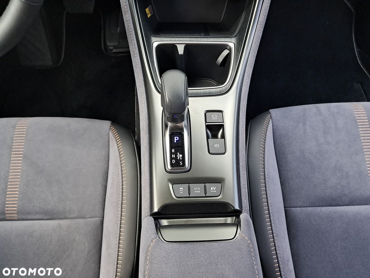 Lexus LBX 1.5 Hybrid Cool - 20