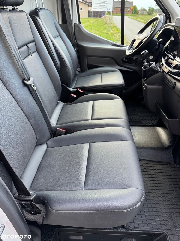 Ford Transit - 19