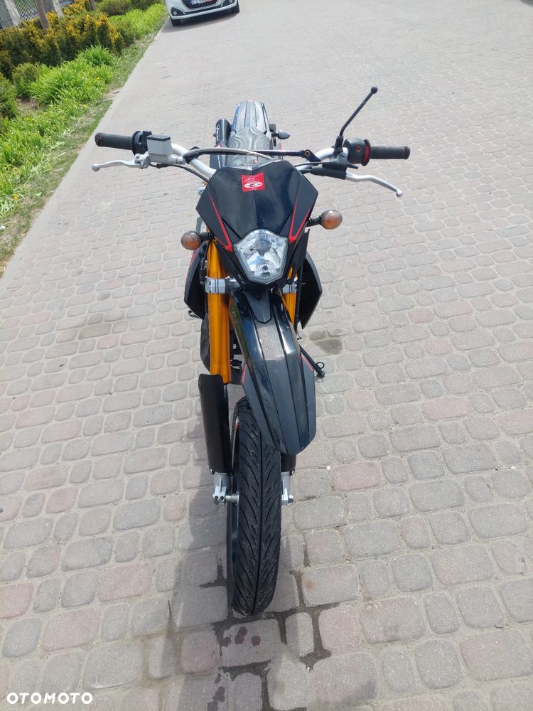 Rieju MRT Pro SM - 8