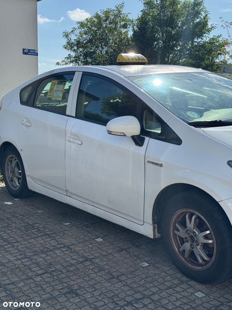 Toyota Prius 1.8 HSD Active - 9