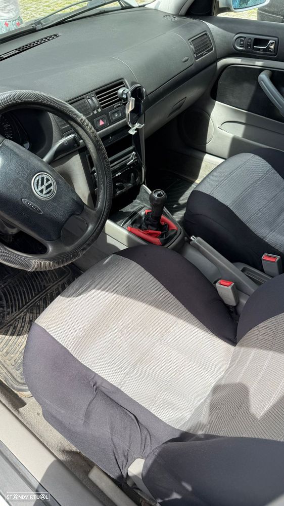 VW Jetta - 8