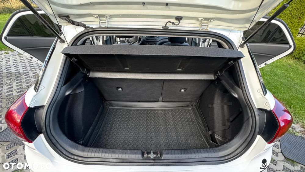 Hyundai i20 1.2 Classic + - 4