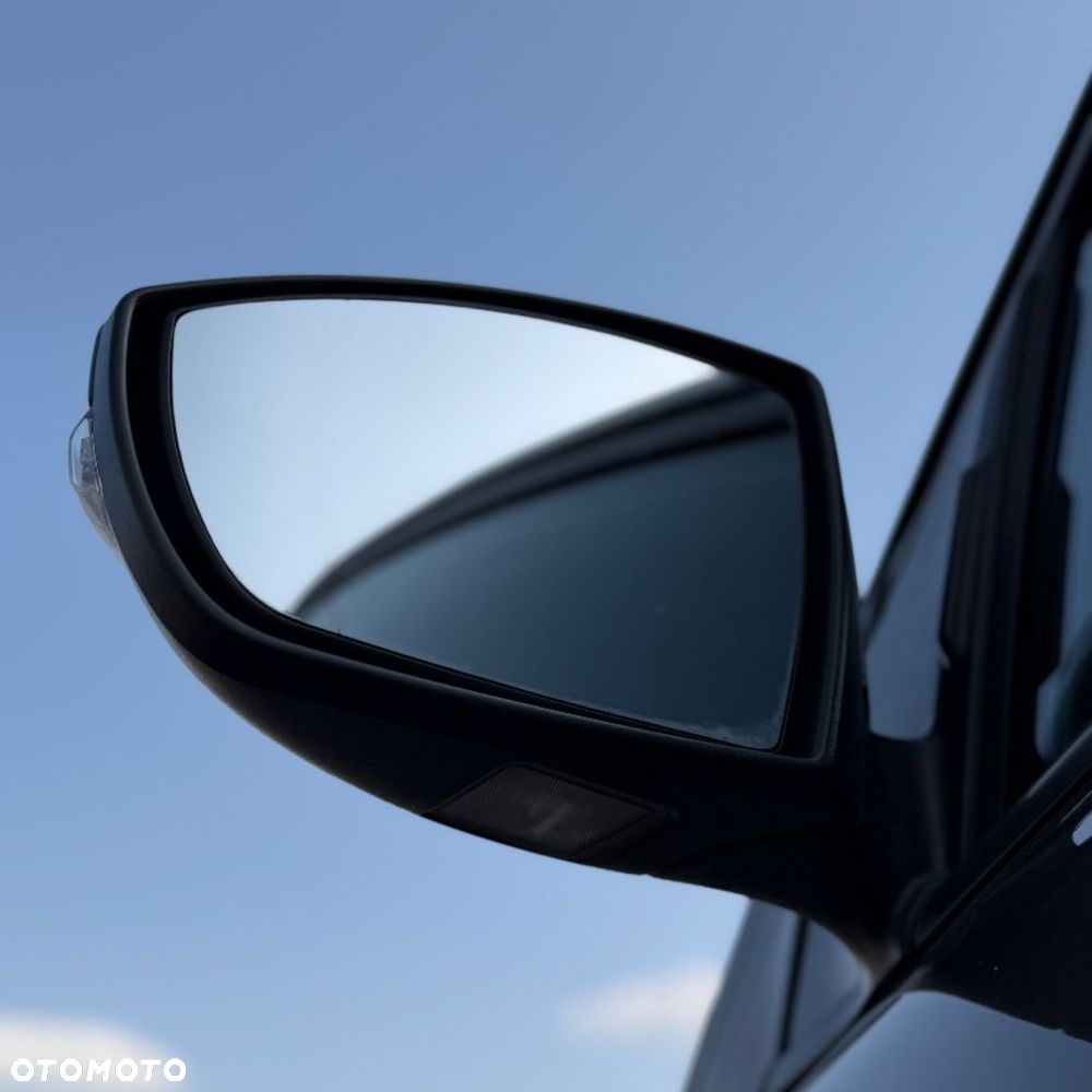 Ford Kuga - 17