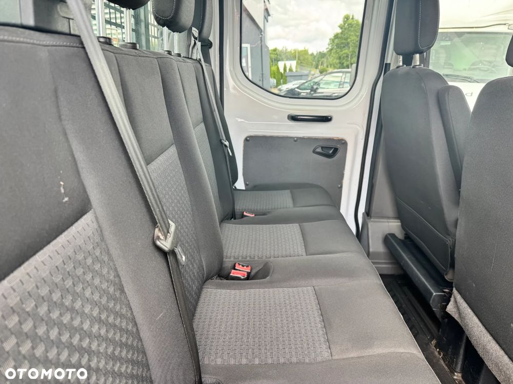 Ford Transit - 13