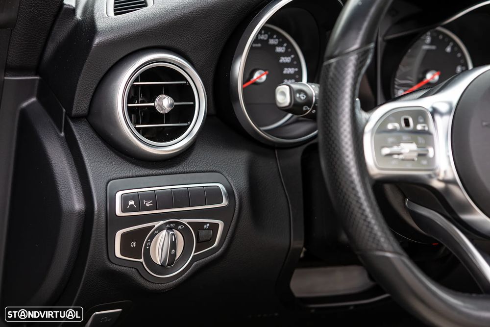 Mercedes-Benz C 220 d Cabrio 9G-Tronic AMG Line Plus - 26