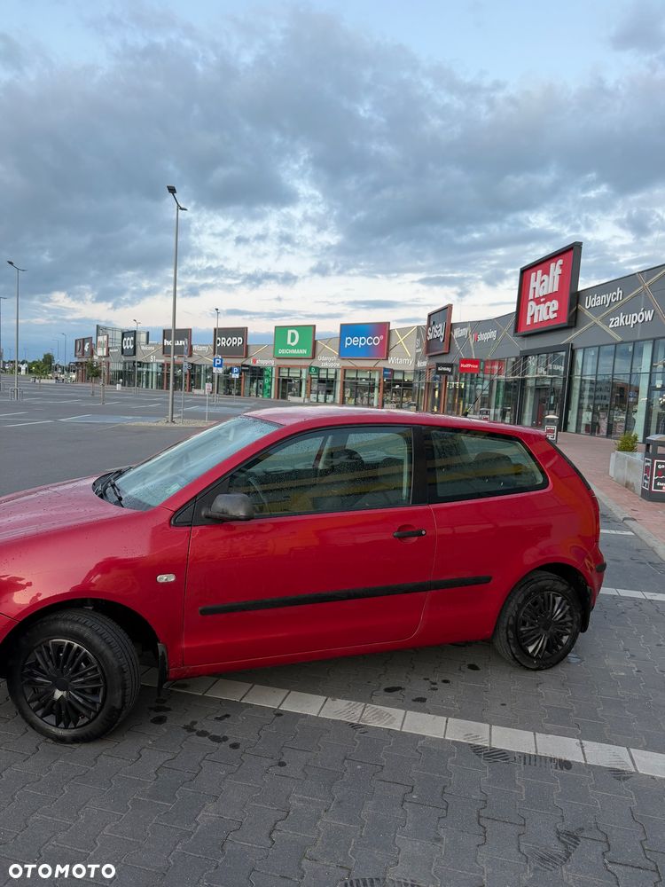 Volkswagen Polo - 2