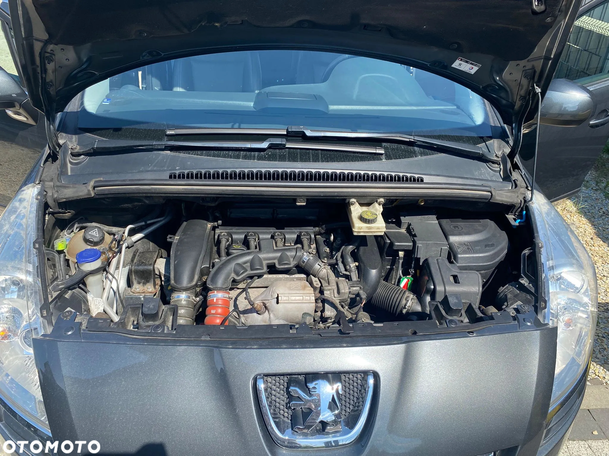 Peugeot 5008 1.6 THP Family 7os - 7