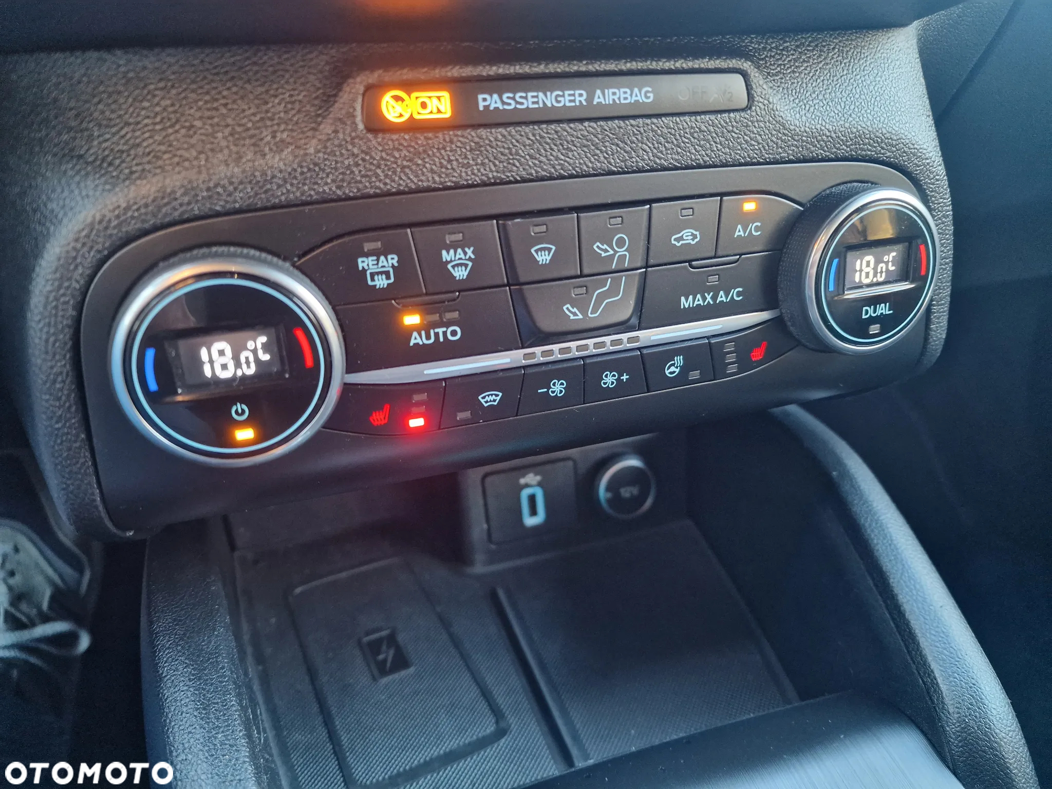 Ford Focus 1.0 EcoBoost ST-Line ASS PowerShift - 25