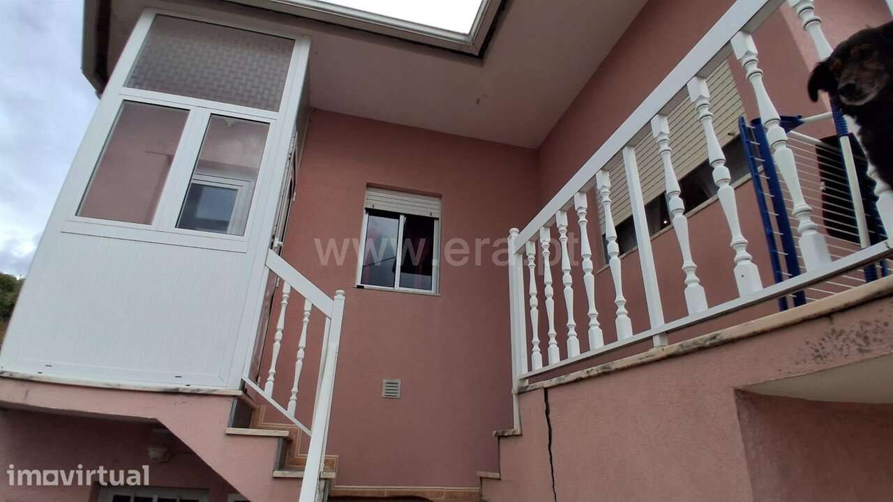 Moradia T2 / Mesão Frio, Vila Marim - Grande imagem: 2/14