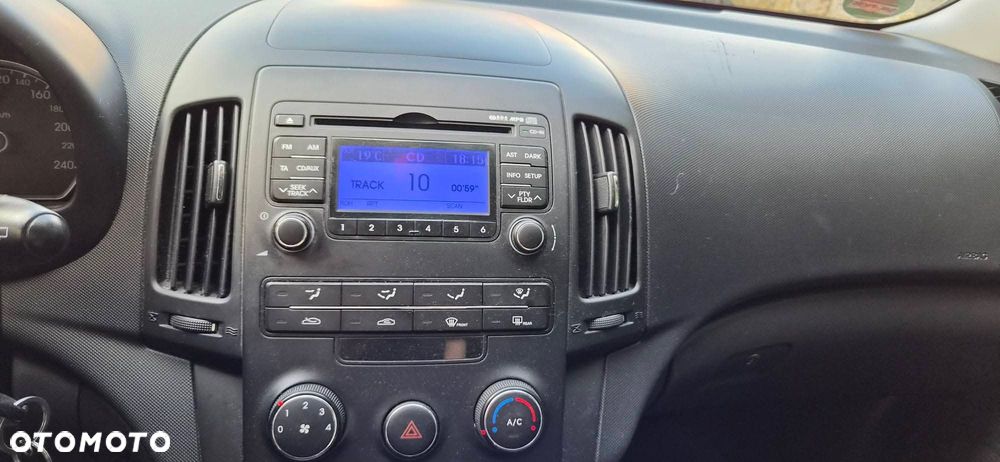 Hyundai i30 i30cw 1.4 blue Comfort - 11