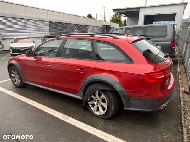 Audi A4 Allroad - 4