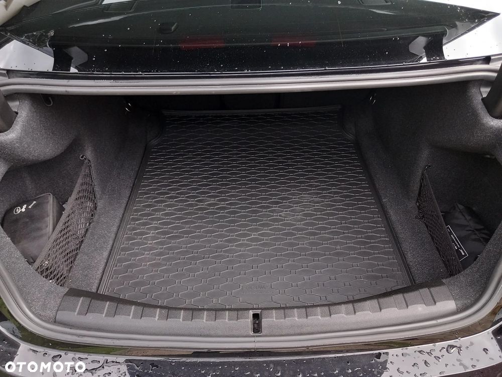 BMW Seria 3 - 18