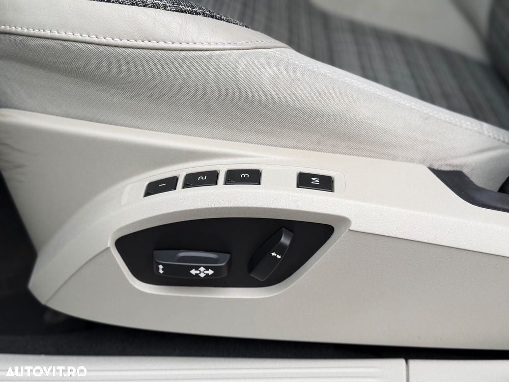 Volvo V40 D4 Geartronic Summum - 40