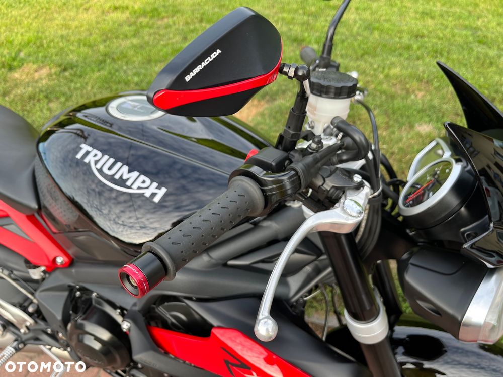 Triumph Street Triple - 18