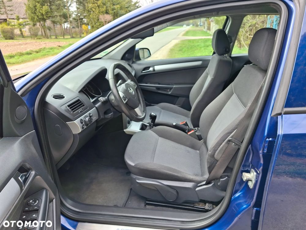 Opel Astra - 10