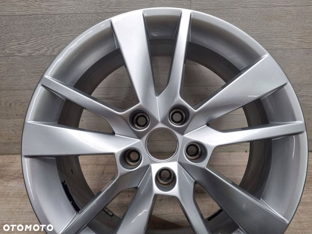 Skoda Octavia Mk3 5E 2017 Wszystkie Felgi aluminiowe R17 - 5