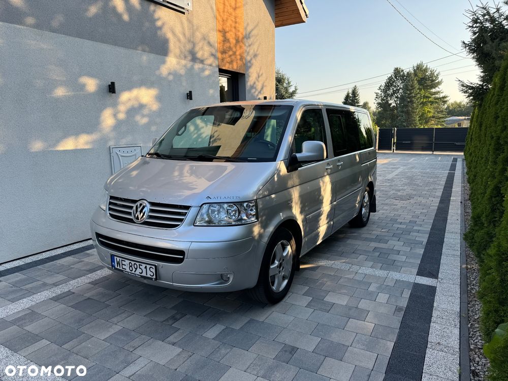 Volkswagen Multivan - 16
