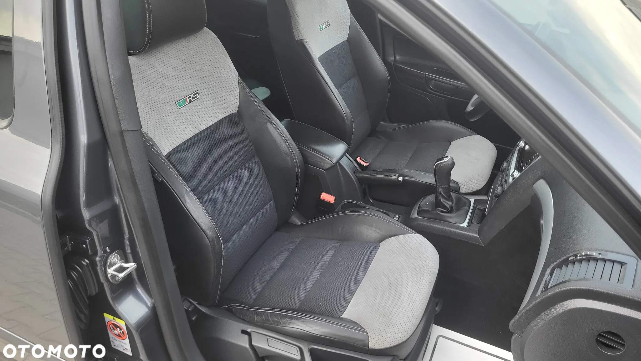 Skoda Octavia Combi 2.0 TDI CR DPF RS - 21