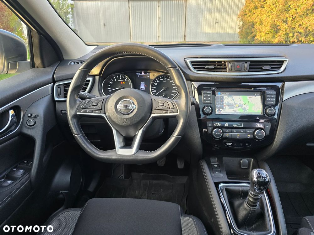 Nissan Qashqai 1.6 DIG-T Tekna - 18