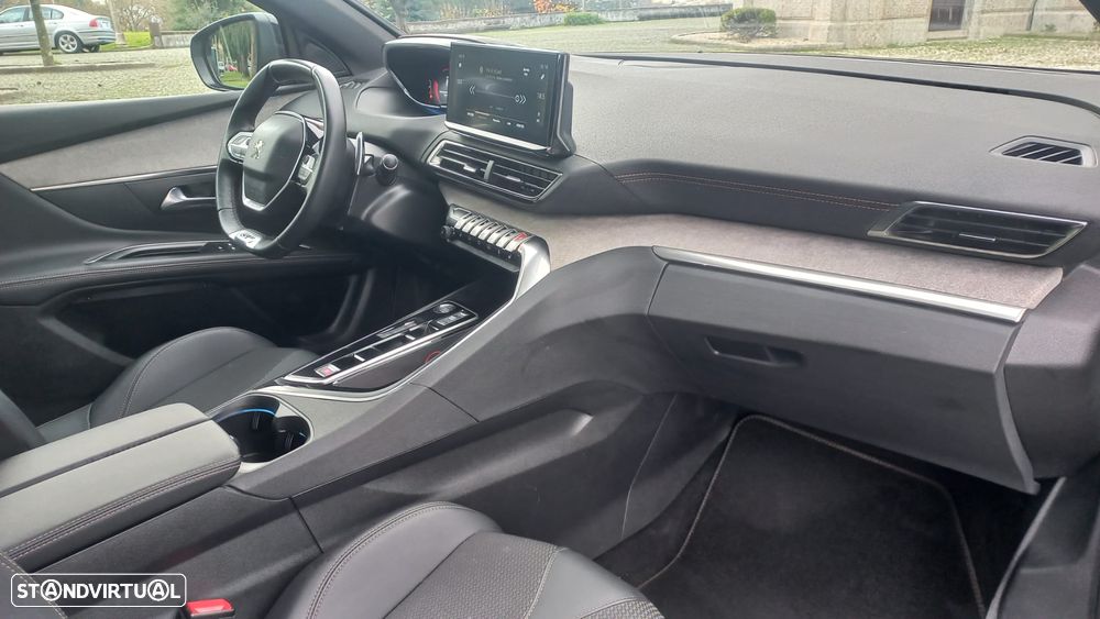 Peugeot 5008 BlueHDI 130 EAT8 GT - 10