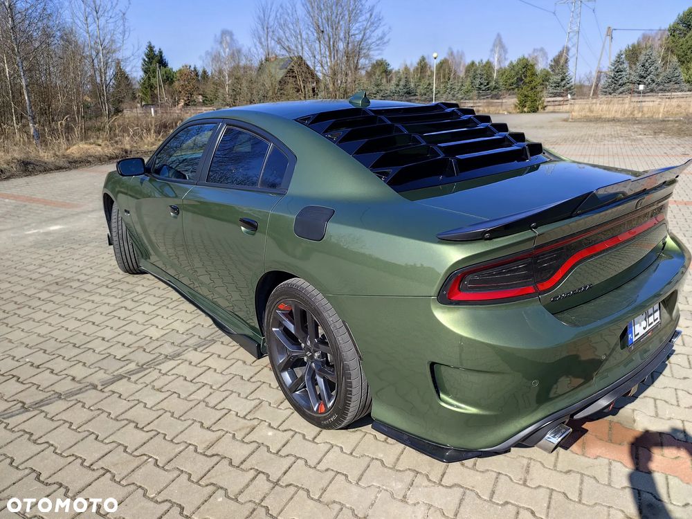 Dodge Charger 5.7 R/T - 4