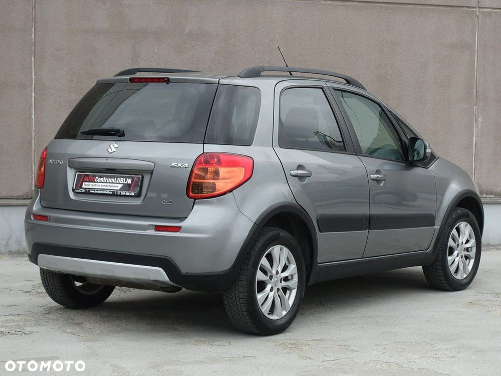 Suzuki SX4 1.6 VVT 4x4 Style - 11