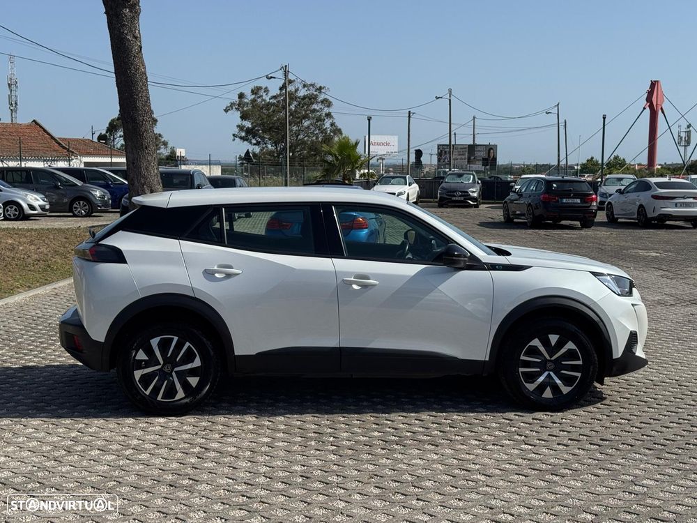 Peugeot e-2008 Active Pack - 22