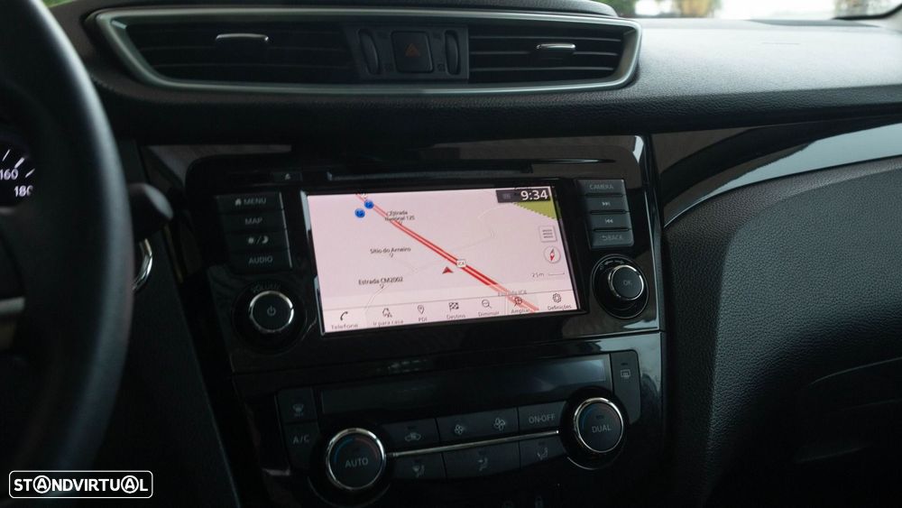 Nissan Qashqai 1.5 dCi N-Connecta J18 - 8
