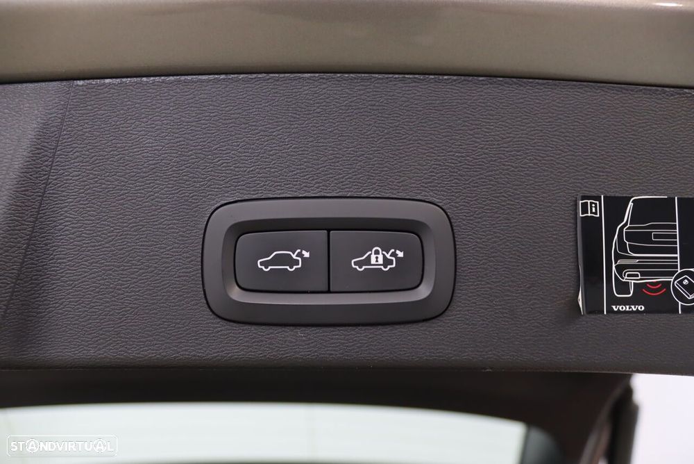 Volvo XC 40 1.5 T4 PHEV Inscription Expression - 28