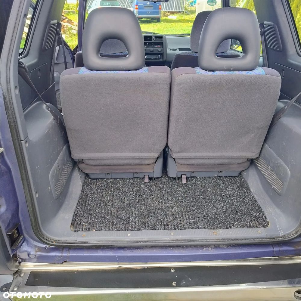 Toyota RAV4 2.0 - 11