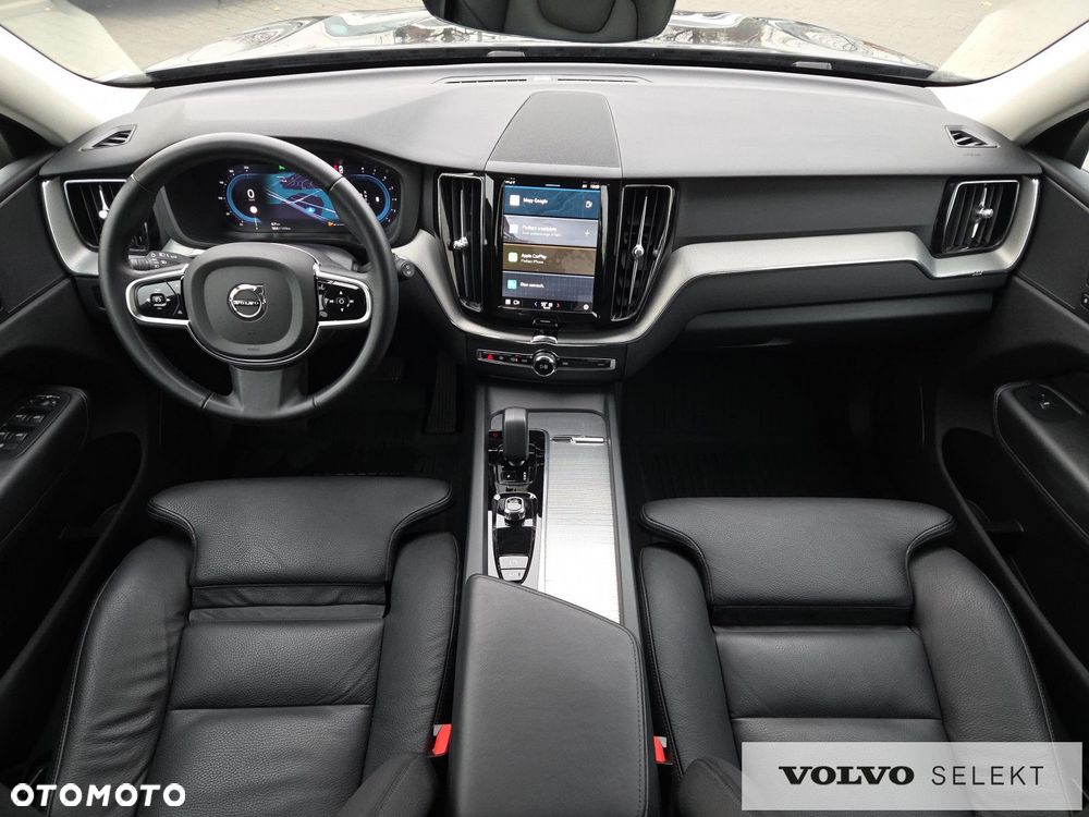 Volvo XC 60 B5 B AWD Plus Dark - 11