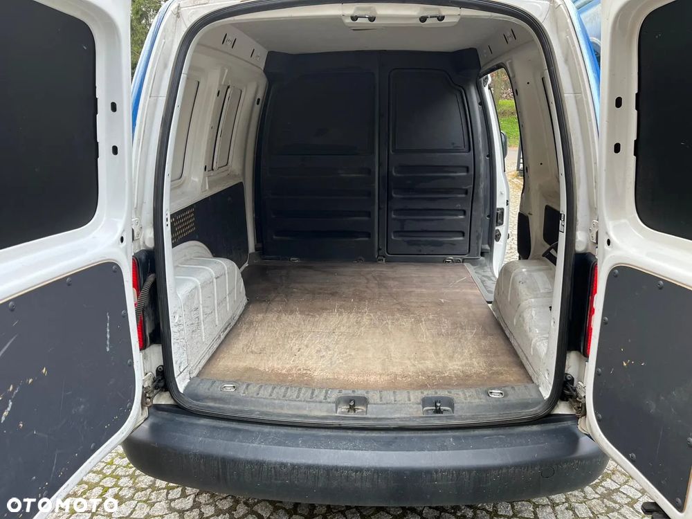 Volkswagen Caddy - 11