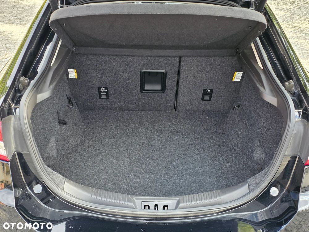 Ford Mondeo - 29