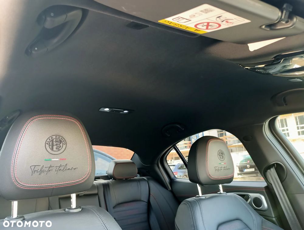 Alfa Romeo Giulia 2.0 Turbo Tributo Italiano Q4 - 35