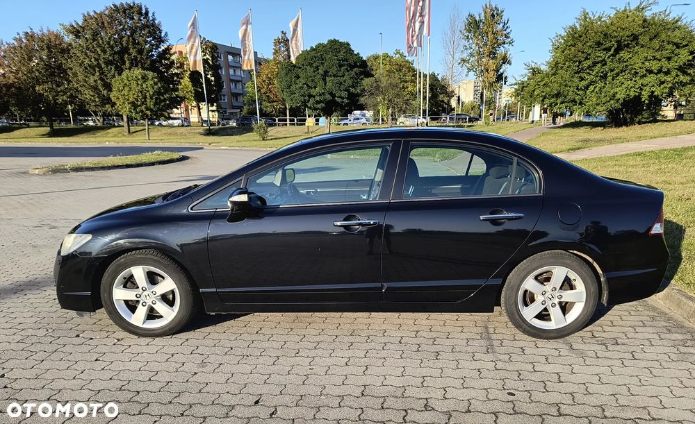 Honda Civic 1.8 Executive - 5
