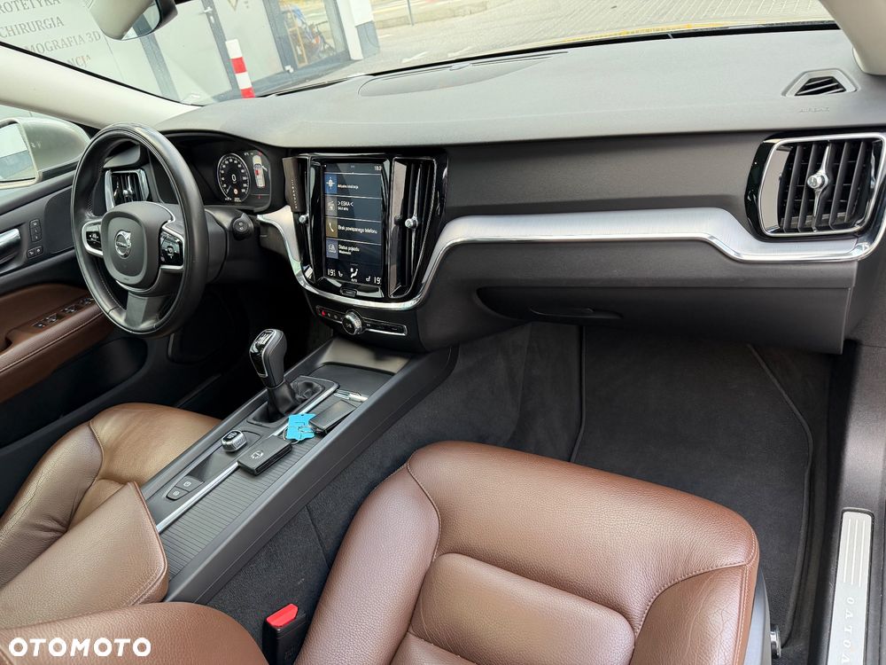 Volvo V60 D3 Summum - 18