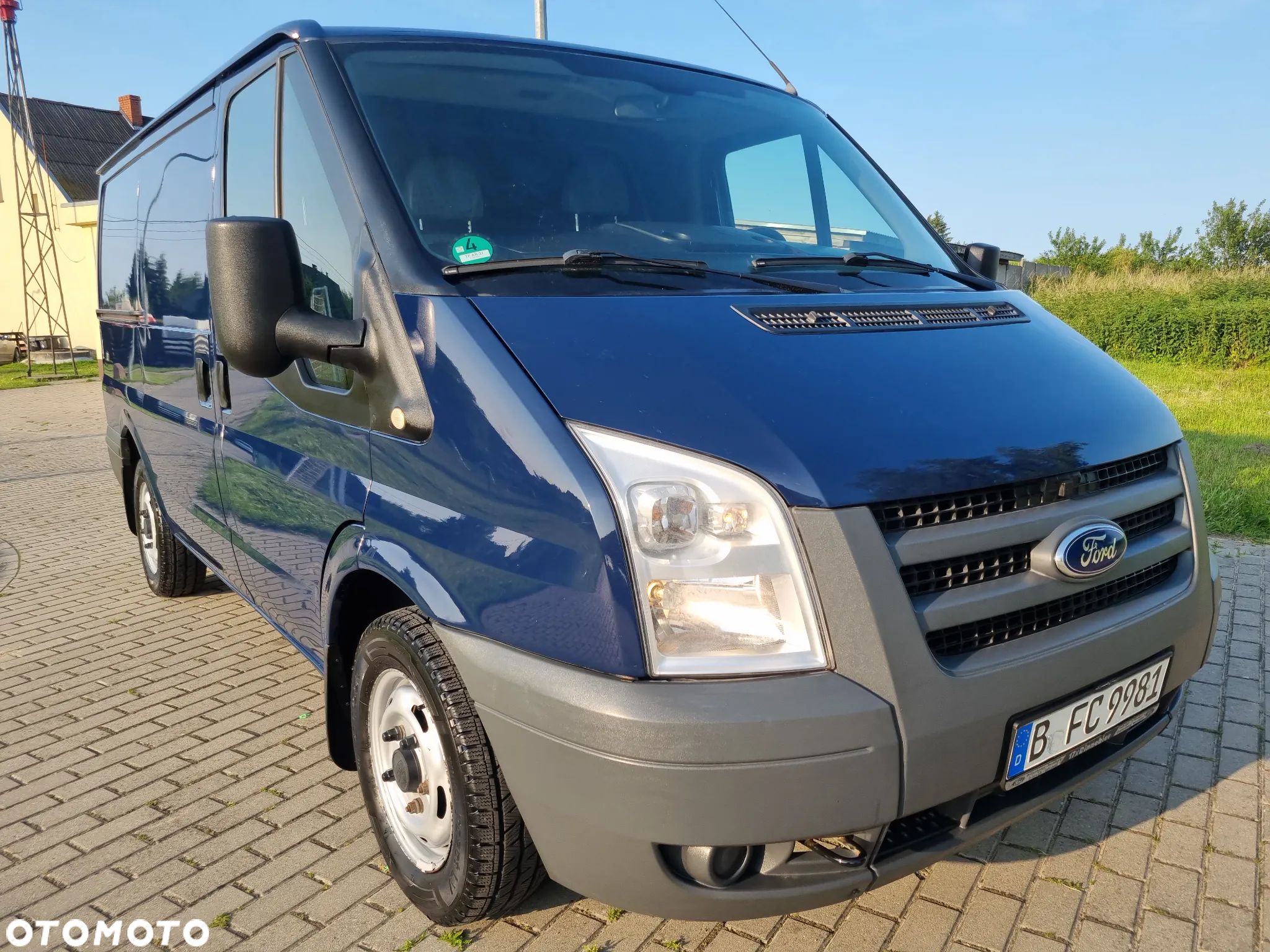 Ford Transit - 1