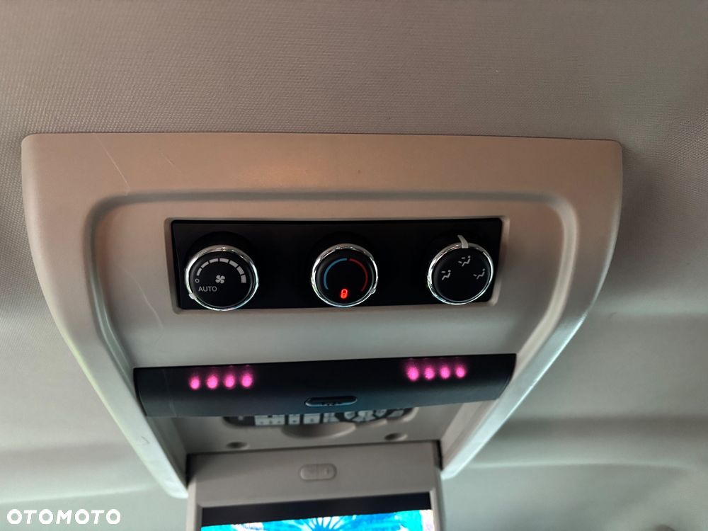 Fiat Freemont 2.0 Multijet 16V DPF Automatik Allrad Lounge - 28