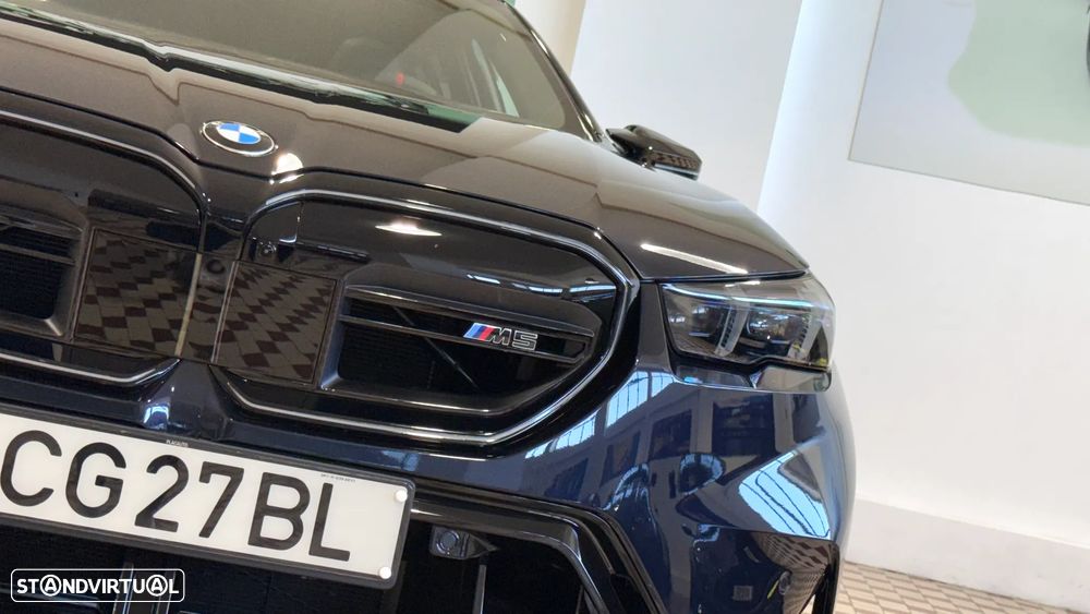 BMW M5 Touring xDrive - 17