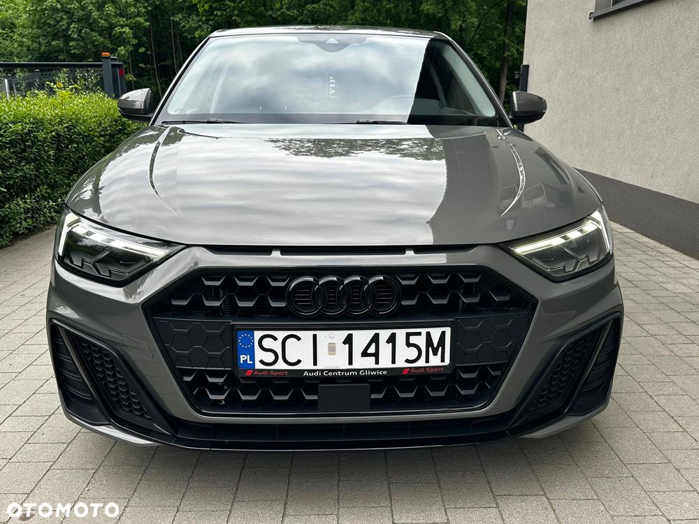Audi A1 Sportback 35 TFSI S-Line S tronic - 4